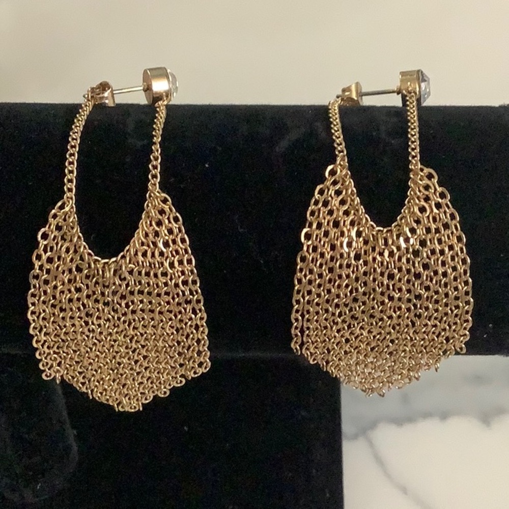 NWOT Gold Tone Post Chain Earrings